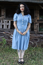 Laden Sie das Bild in den Galerie-Viewer, Kleid Kitty, helles Denim