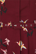 Laden Sie das Bild in den Galerie-Viewer, Kleid Alberta Lillies, Weinrot