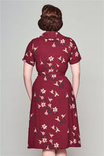 Laden Sie das Bild in den Galerie-Viewer, Kleid Alberta Lillies, Weinrot