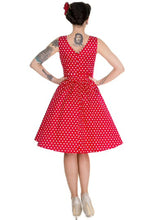Laden Sie das Bild in den Galerie-Viewer, Swingkleid May Polkadot, Rot, Plus Size