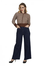 Laden Sie das Bild in den Galerie-Viewer, Cardigan Hattie, Braun