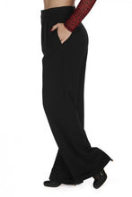 Laden Sie das Bild in den Galerie-Viewer, Hose Etta, Bundfaltenhose, Schwarz