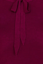 Laden Sie das Bild in den Galerie-Viewer, Feinstrick-Pulli, Pretty Illusion, Bordeaux