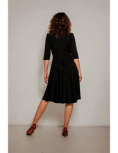 Laden Sie das Bild in den Galerie-Viewer, Swingkleid D'Laine Gabardine, Schwarz