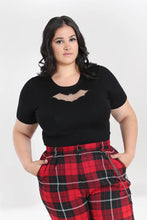 Laden Sie das Bild in den Galerie-Viewer, Feinstricktop Bat,Fledermausmotiv Schwarz, Plus Size