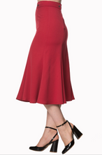 Laden Sie das Bild in den Galerie-Viewer, Rock Elegance, Rot