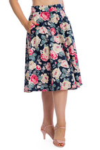 Laden Sie das Bild in den Galerie-Viewer, Swingrock Rose Bloom, Navy