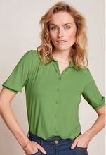 Laden Sie das Bild in den Galerie-Viewer, Bluse Carina Shade-Grün