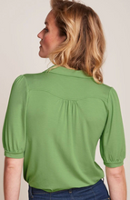 Laden Sie das Bild in den Galerie-Viewer, Bluse Carina Shade-Grün