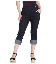 Laden Sie das Bild in den Galerie-Viewer, Caprihose Charlie,Denim, Plus Size