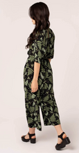 Laden Sie das Bild in den Galerie-Viewer, Jumpsuit Gaia, Schwarz-Grün ,Plus Size