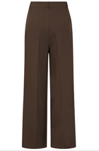 Laden Sie das Bild in den Galerie-Viewer, Hose Hazel Anchor, Braun ,Plus Size