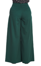 Laden Sie das Bild in den Galerie-Viewer, Marlene Hose , Green Diamond, Grün