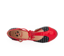 Laden Sie das Bild in den Galerie-Viewer, Riemchen Pumps Kelly Lee, Rot/Schwarz/Weiß