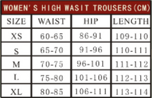 Laden Sie das Bild in den Galerie-Viewer, Highwaist Hose Martha Sand Stripe 40's , Biscuit