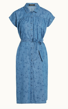Laden Sie das Bild in den Galerie-Viewer, Kleid Amy Coco, Blau ( Jeansoptik )