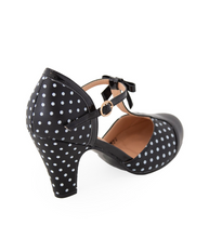 Laden Sie das Bild in den Galerie-Viewer, Riemchen Pumps Kelly Lee, Schwarz/Weiß