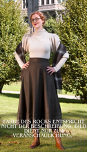 Laden Sie das Bild in den Galerie-Viewer, The Tireless Trailblazer Skirt, Wollmix, Pine green wool blend