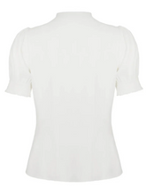 Laden Sie das Bild in den Galerie-Viewer, Vintage Schluppenbluse Turner, Ivory