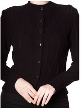 Laden Sie das Bild in den Galerie-Viewer, Cardigan Midnight Daze mit Zopfmuster, Schwarz
