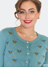 Laden Sie das Bild in den Galerie-Viewer, Cardigan Bee 50's mit Bienenmotiv