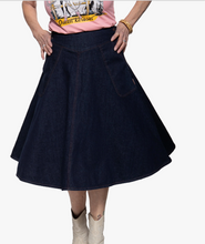 Laden Sie das Bild in den Galerie-Viewer, Swingrock 'Josie' in Denim