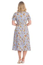 Laden Sie das Bild in den Galerie-Viewer, Kleid Sweet Tropicana, hellblau