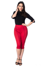 Laden Sie das Bild in den Galerie-Viewer, Caprihose Rockin Red, Rot