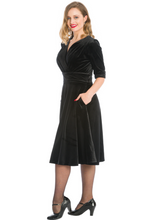 Laden Sie das Bild in den Galerie-Viewer, Samtkleid Date Night, Schwarz