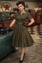 Laden Sie das Bild in den Galerie-Viewer, Swingkleid  Penelope, Olivgrün
