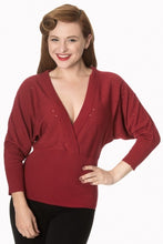 Laden Sie das Bild in den Galerie-Viewer, Pullover Luck has it Wrap Front, Burgundy
