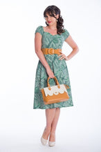 Laden Sie das Bild in den Galerie-Viewer, Vintage-Gürtel Corinne, Tan, Hellbraun
