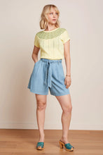Laden Sie das Bild in den Galerie-Viewer, Yoke Top Hoops, Cream
