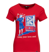 Laden Sie das Bild in den Galerie-Viewer, T-Shirt Keep Your Love Cool, rot
