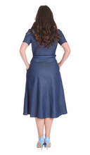 Laden Sie das Bild in den Galerie-Viewer, Swingkleid Blue Summer Dream, Denim
