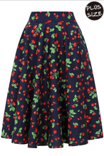 Laden Sie das Bild in den Galerie-Viewer, Swingrock Cary Cherry, Navy Plus Size
