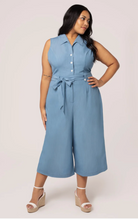 Laden Sie das Bild in den Galerie-Viewer, Jumpsuit Rylee,  Blau, Plus Size
