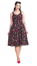 Laden Sie das Bild in den Galerie-Viewer, Swingkleid Black Nashville Sweetheart, Schwarz
