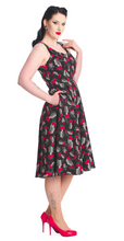 Laden Sie das Bild in den Galerie-Viewer, Swingkleid Black Nashville Sweetheart, Schwarz
