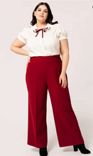 Laden Sie das Bild in den Galerie-Viewer, High Waist Marlenehose Ginger, 40&#39;s, Dunkelrot, Plus Size
