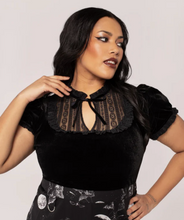 Laden Sie das Bild in den Galerie-Viewer, Samt-Top Mouming, Schwarz, Plus Size
