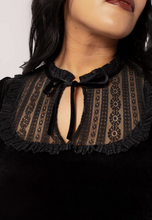 Laden Sie das Bild in den Galerie-Viewer, Samt-Top Mouming, Schwarz, Plus Size
