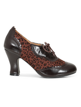 Laden Sie das Bild in den Galerie-Viewer, Vintage Schnürpumps Bertie´s Leopard, Braun
