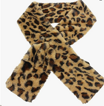 Laden Sie das Bild in den Galerie-Viewer, Steckschal Olga, Kunstpelz Leopardenmuster, Brauntöne
