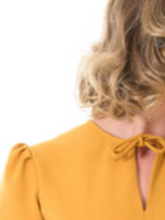 Laden Sie das Bild in den Galerie-Viewer, Swingkleid Starlet, Senf
