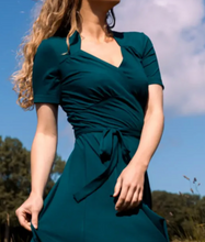 Laden Sie das Bild in den Galerie-Viewer, Swingkleid Hollywood mit Wickelausschnitt, Tricot Deluxe,Petrol
