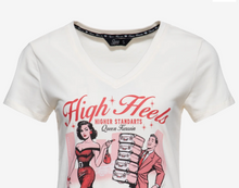 Laden Sie das Bild in den Galerie-Viewer, T-Shirt High Heels,Statement Shirt, Offwhite
