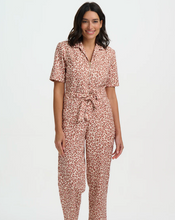 Laden Sie das Bild in den Galerie-Viewer, Einteiler, Meredith Boilersuit Classic Leopard, Rosa-Braun
