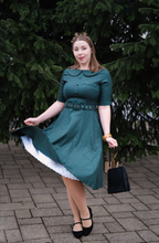 Laden Sie das Bild in den Galerie-Viewer, Swingkleid Check Midi 40's, Mehrfarbig
