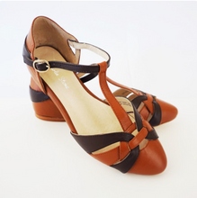 Laden Sie das Bild in den Galerie-Viewer, Vinatge Sandalen Peta Two Tone, Braun
